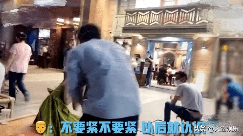 主持人直播中求婚,求婚现场主持人该如何调节氛围？