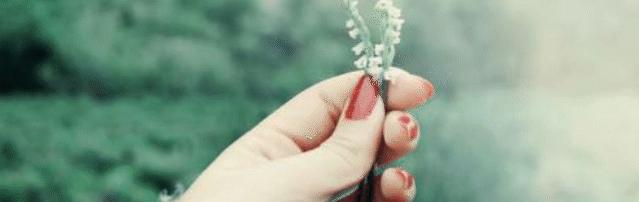 新疆小孩出生就全妆,梁博受欢迎么?为什么? 新疆小孩出生就全妆,梁博受欢迎么?为什么?