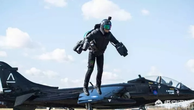 法国阅兵自己刀自己,2019年法国阅兵式上出现单兵飞行器，谈谈主要用途以及未来是否会大量装备？