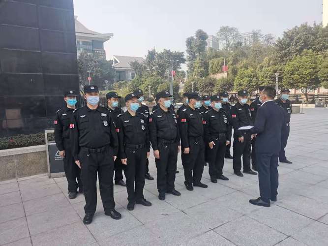 殡仪馆门卫要30以下,殡仪馆保安月休4天,9点上班6点下班,月薪7000元,能干吗?