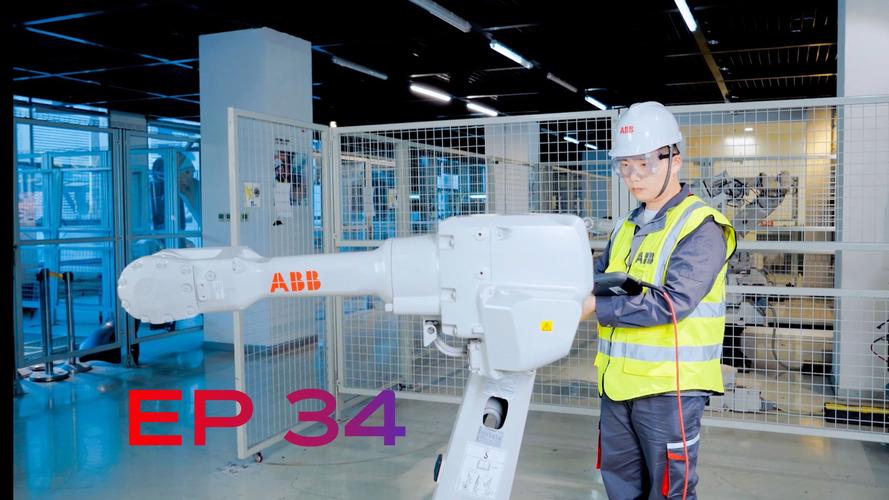 机器人给自己换电池,ABB机器人可以带电更换电池吗?