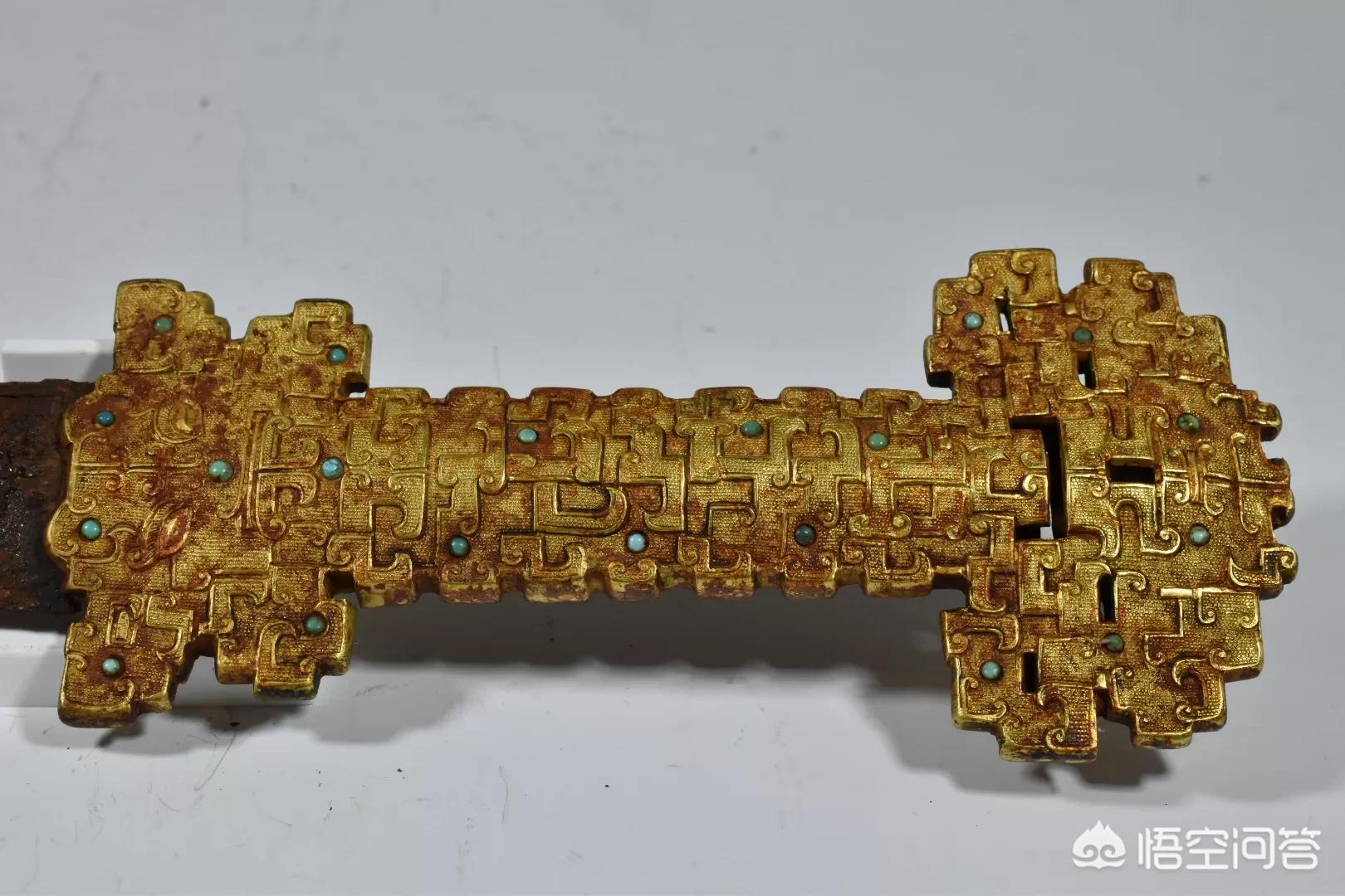 千年国宝佛头被刻字,千年国宝越王勾践剑,被誉为“天下第一剑”,真的当之无愧吗? 千年国宝佛头被刻字,千年国宝越王勾践剑,被誉为“天下第一剑”,真的当之无愧吗?