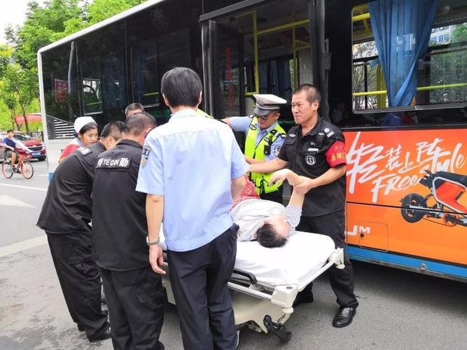 一男子吃馒头噎死,一男子吃馒头噎死 家人申请理赔遭拒