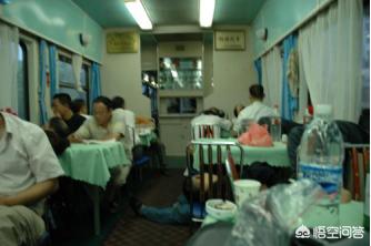 老人肯德基占座乘凉,肯德基门店占座不消费怎么解决? 老人肯德基占座乘凉,肯德基门店占座不消费怎么解决?