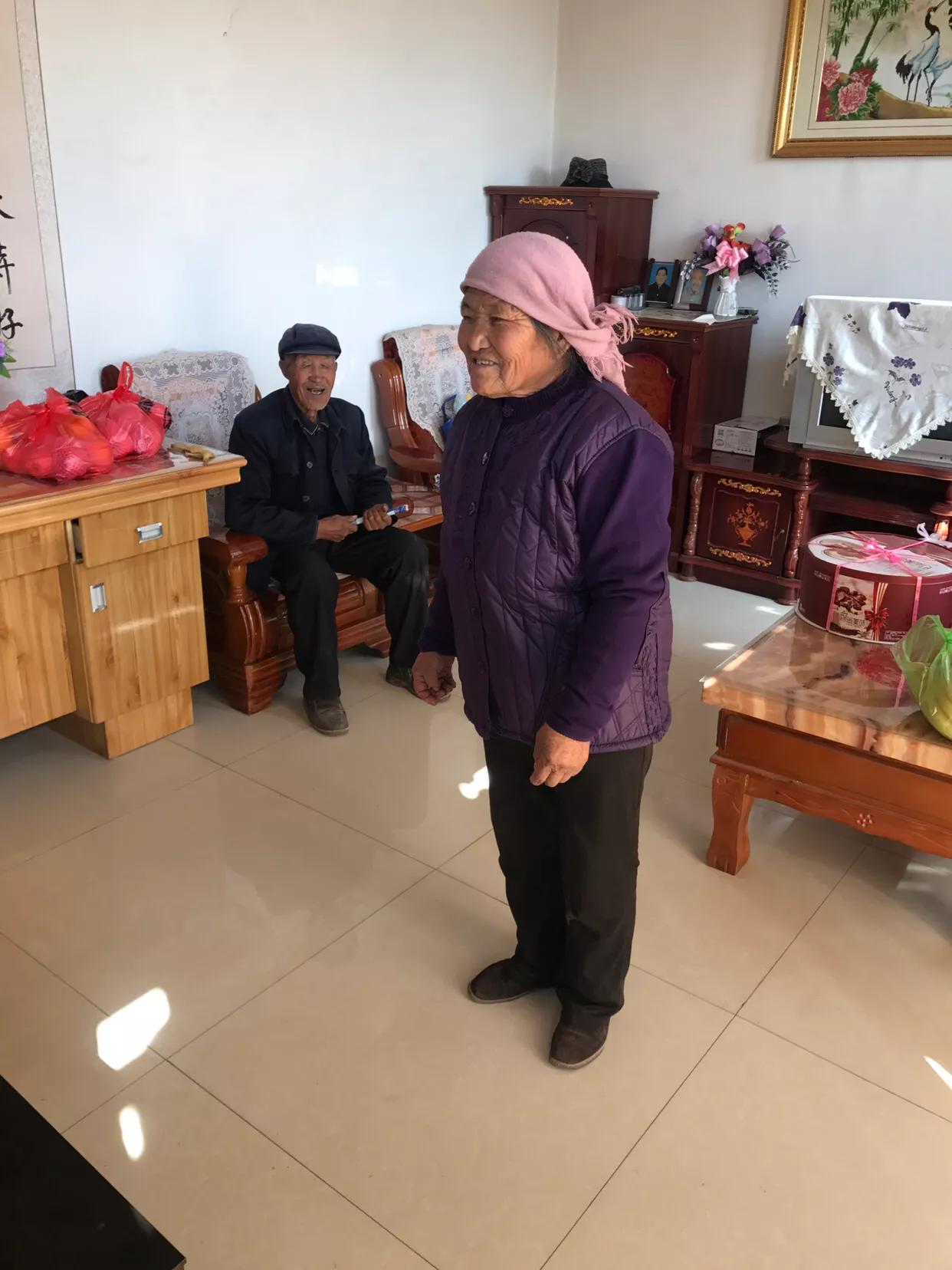 生日宴上射杀儿子,PSP第三次生日,最后剧情,阿雅为什么让伊芙打死他? 生日宴上射杀儿子,PSP第三次生日,最后剧情,阿雅为什么让伊芙打死他?