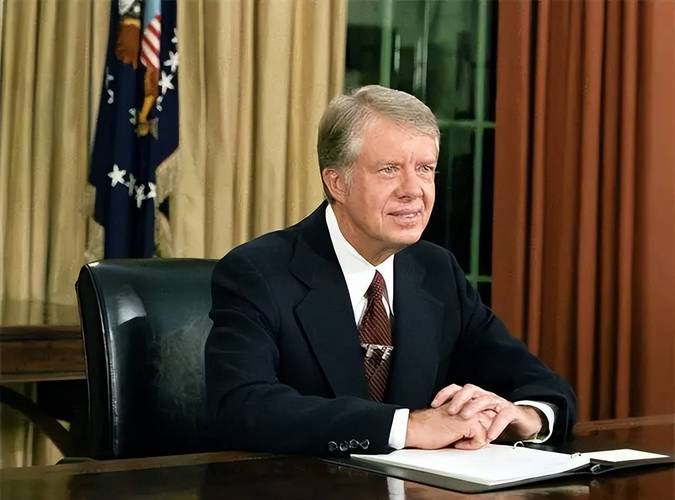 美将征最高50%关税,特朗普不满德国军费过低,而德国争锋相对继续减少了军费开支,两国会闹掰吗?