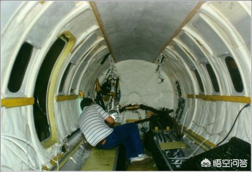 俄客机坠毁无人生还,俄客机坠毁28人全部遇难