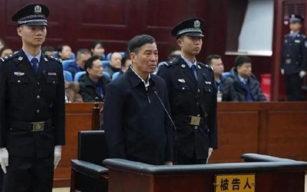 足坛反腐18人全获刑,由李铁被抓开启的足坛反腐大幕,能彻底振兴中国足球吗?