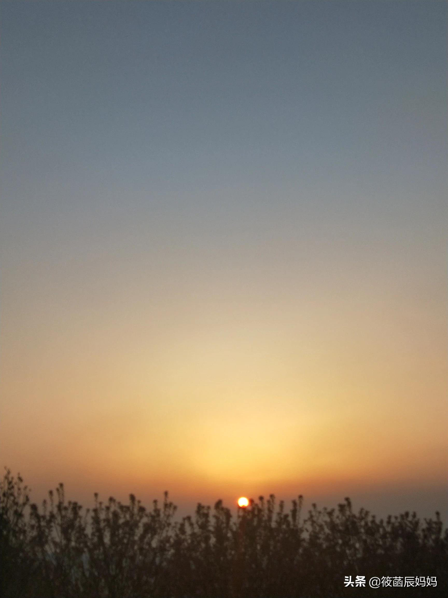 新疆158名徒步者获救,新疆158名徒步者获救视频