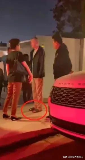 徐帆回应冯小刚离婚,徐帆冯小刚结婚18年,为什么宁愿领养也不生? 徐帆回应冯小刚离婚,徐帆冯小刚结婚18年,为什么宁愿领养也不生?