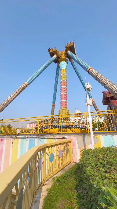 游乐园摆锤断裂23伤,在游乐场玩大摆锤想吐怎么缓解?怎么会好受一些?