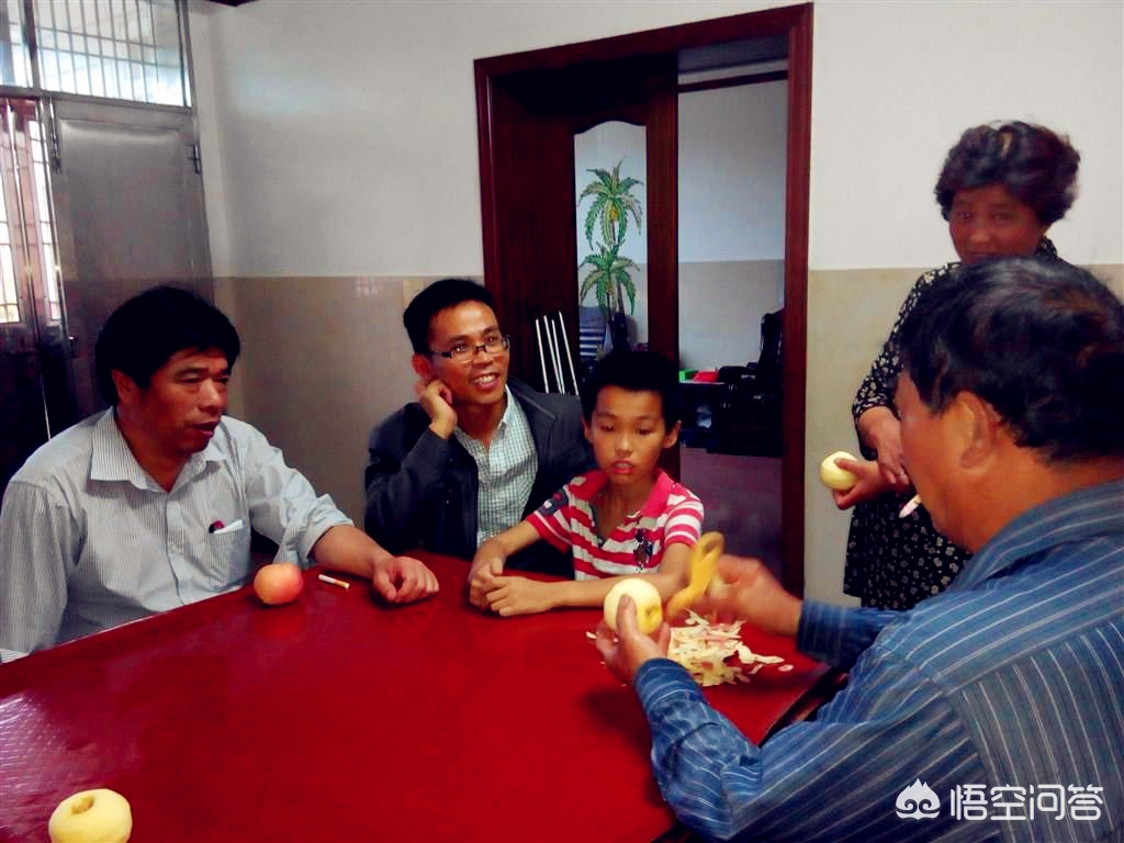 大学生暑期上门带娃,江西省教育厅:中小学教师寒假要上门家访,严禁“一分钟家访”等“假”家访,如何看待? 大学生暑期上门带娃,江西省教育厅:中小学教师寒假要上门家访,严禁“一分钟家访”等“假”家访,如何看待?