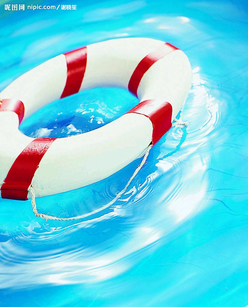 一女子凌晨跳湖身亡,东西湖区：女子深夜跳湖遇险，民警水中将其拉拽到岸边, 你怎么看？