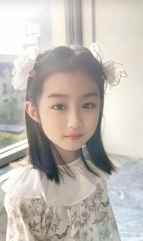 8岁孩子当榜一大姐,怎么夸榜一大姐?