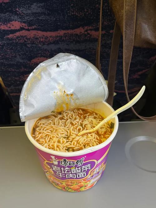 高铁站去泡面化,高铁站有泡面的地方?