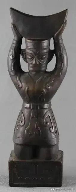 居民存款减1.11万亿,存款新增10.86万亿，居民存款掣肘经济复苏？储蓄行为怎么看？