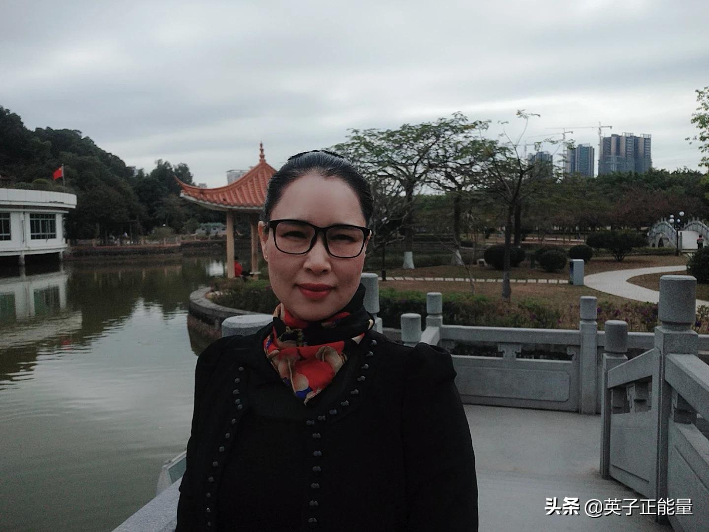 带46名老人去旅游,适合50岁老人的副业？