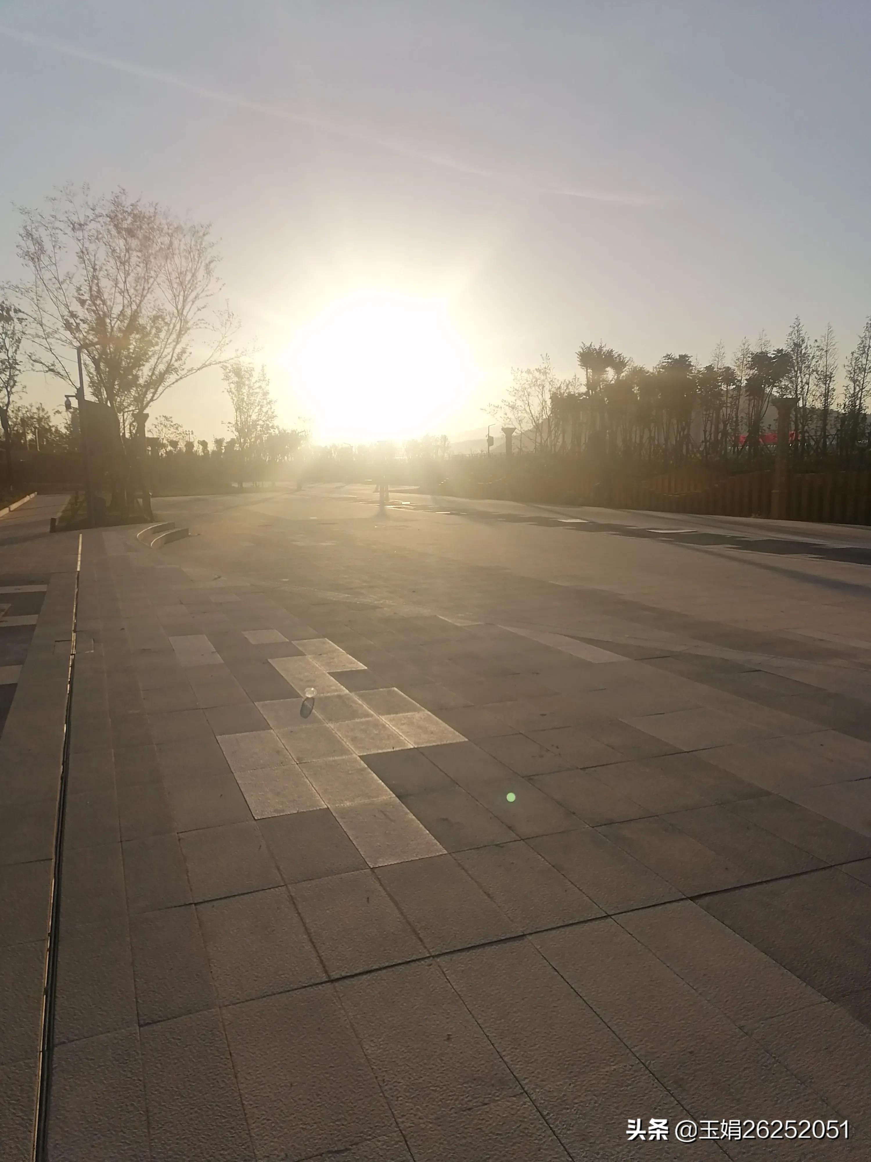 高温+暴雨+强对流 ,北方高温南方暴雨正常吗？