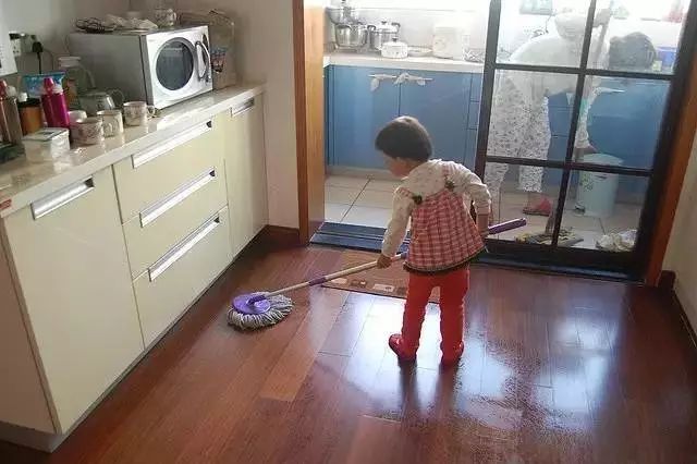 坠谷生还后被烧死,谷盗虫怎么彻底消灭？