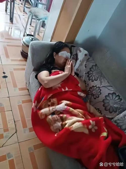 裸睡被看光女子抑郁,得了抑郁症不能上班,整天在家做饭洗衣服,男朋友还天天让我给他办那事这事,没电了,晚上九点让我自己骑?