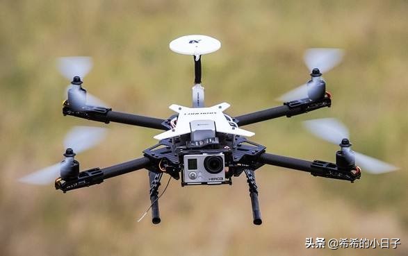 两架无人机高空相撞,两架无人机没电被迫降落,男子求助宿迁警方寻下落, 你怎么看? 两架无人机高空相撞,两架无人机没电被迫降落,男子求助宿迁警方寻下落, 你怎么看?