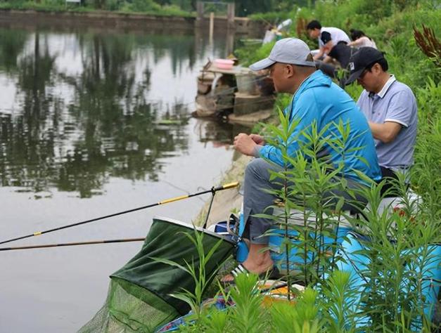 钓到鳄鱼拎进派出所,非凡的大多数怎么钓到鳄鱼仔?