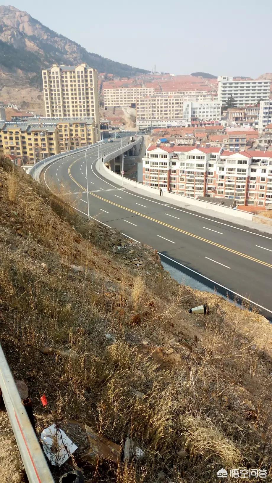 单车突然被锁致摔伤,单车突然被锁致摔伤怎么赔偿