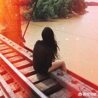 高铁站捡到20万元,在高铁上捡了钱包怎么处理？