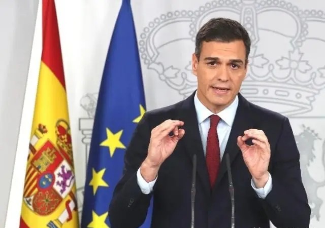 伦敦超10万人示威,伦敦发生持刀袭击