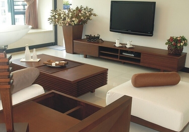 男子持铁锤砸死路人,家具喷漆上色的工序是什么？