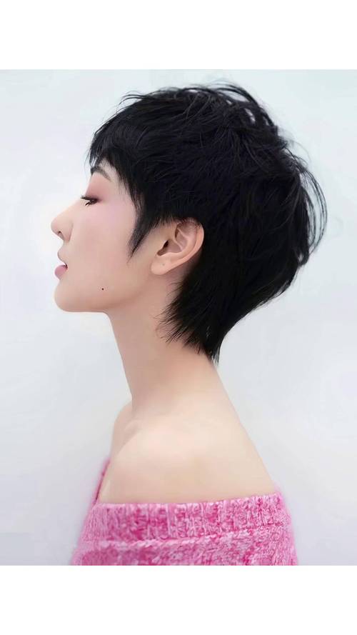 强制女生剪斜面短发,强制女生剪斜面短发视频