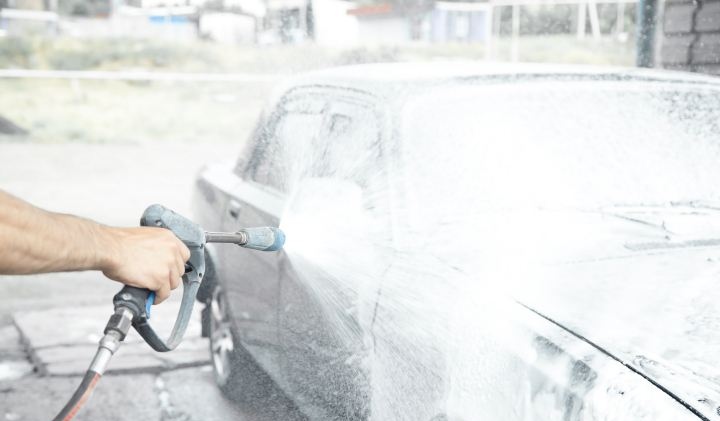 现场还有烟花秀痕迹,衣服烟花痕迹怎么洗？