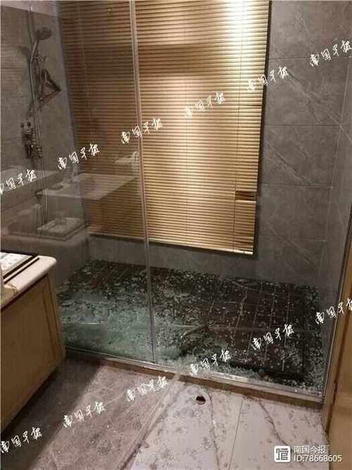 酒店整排玻璃被冲爆,酒店洗澡玻璃为什么爆裂?
