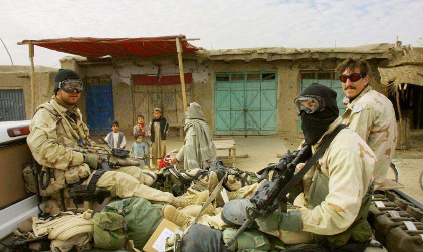 国防部正告菲律宾,怎么看待菲律宾国防部副部长卢纳称:由于购买了俄罗斯军火,而不怕美国制裁呢?