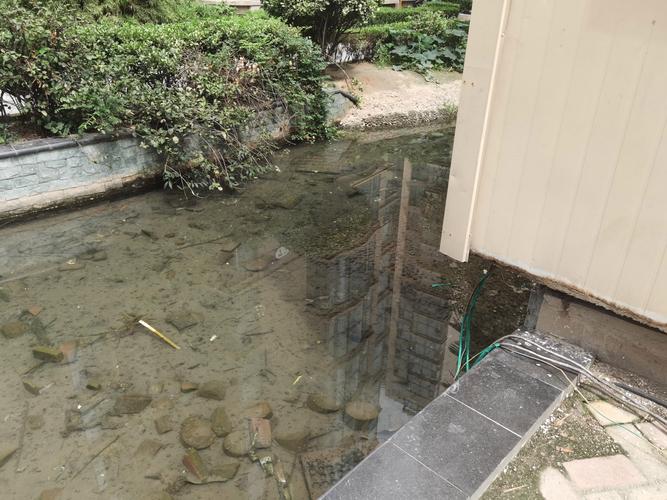 男童景观池触电身亡,在水池里如何防漏电?