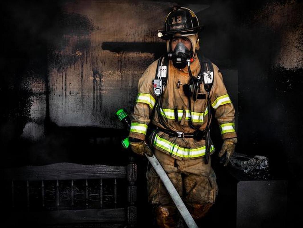 救女童后不敢看评论,消防员救女孩吸入毒气可以恢复吗?