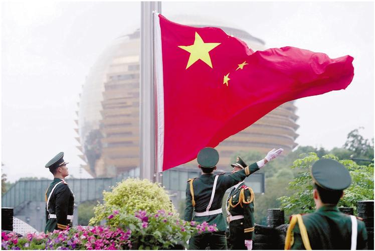 国庆升旗仪式视频,升旗视频文案?