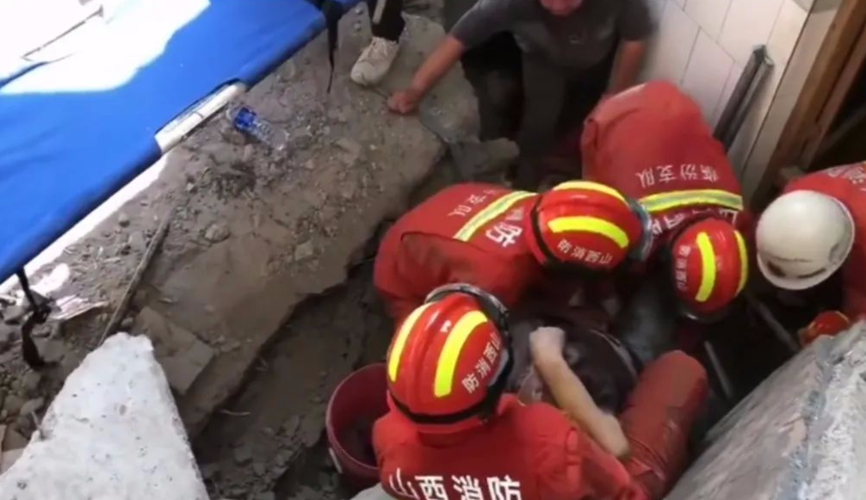 一饭店房顶发生塌陷,8月29日山西临汾襄汾县一饭店发生坍塌,多人被埋,目前救援情况怎么样?可能是什么原因导致的?