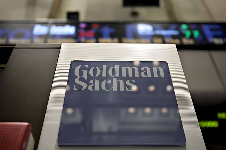 美又一四星上将辞职,美国变性者升四星上将,做女人后被火箭式提拔,拜登有何居心?