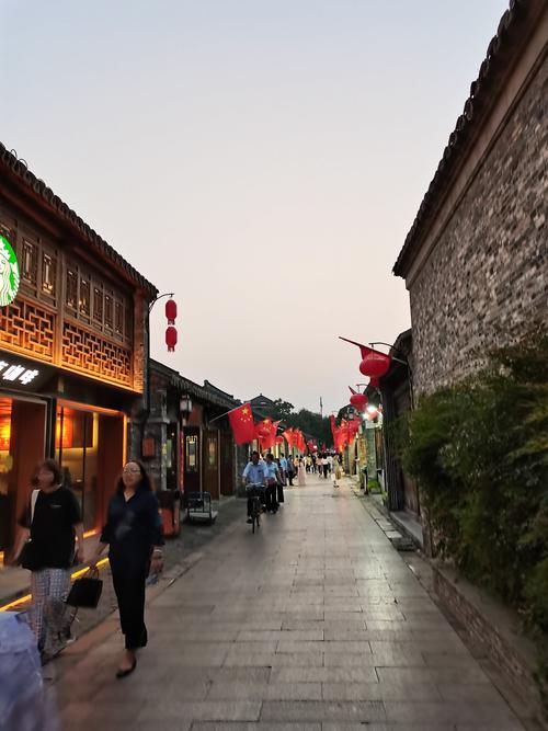 国庆消费电子火爆,扬州国庆消费新特点?