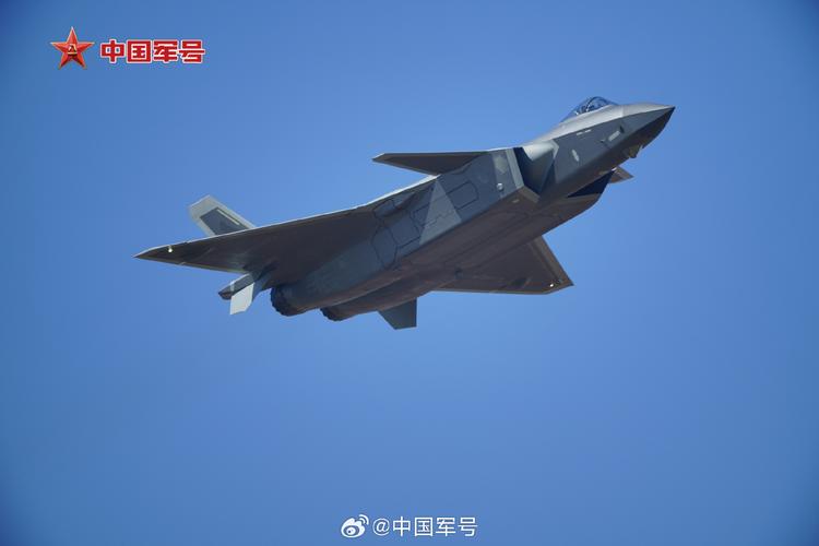 歼-20首飞珍贵画面,歼20在珠海试飞怎么样?