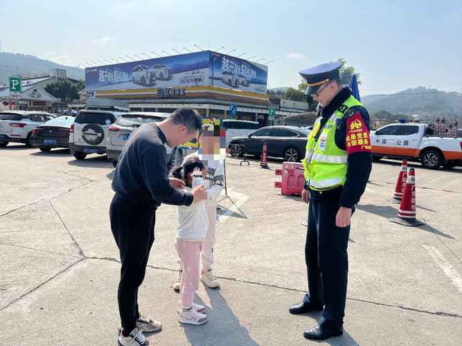 小孩高速路边方便,高速服务区充电方便吗?