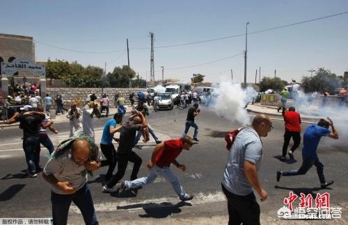 加沙冲突两年,以色列战机轰炸加沙地带哈马斯，巴以地区为何冲突不断？根本问题是什么？