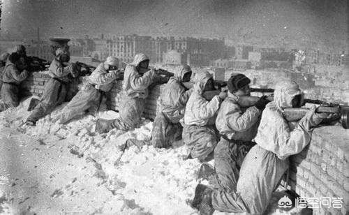 美经济损失150亿,为什么德军在斯大林格勒战役损失150万陆军、飞机3500架、坦克3000辆？