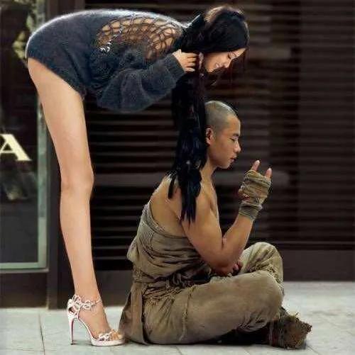 国庆档票房18.35亿,国庆档票房近37亿元 国庆档票房18.35亿,国庆档票房近37亿元