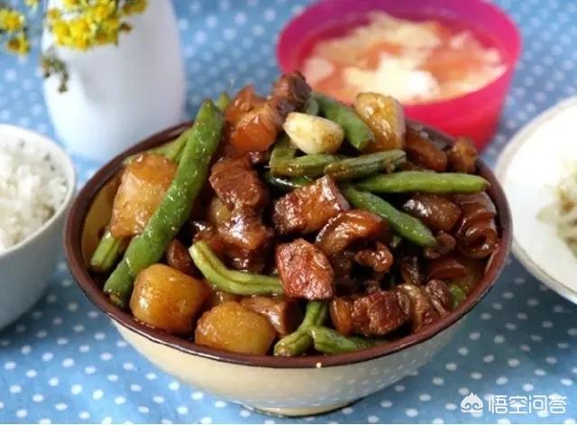 男子偷7根豇豆,男子偷7根豇豆视频