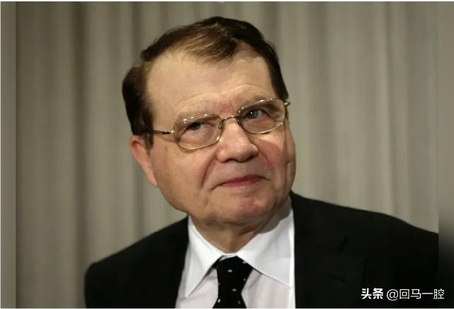 因肺炎查出艾滋病,法国诺贝尔奖得主说新冠病毒带有艾滋病基因，大家怎么看？