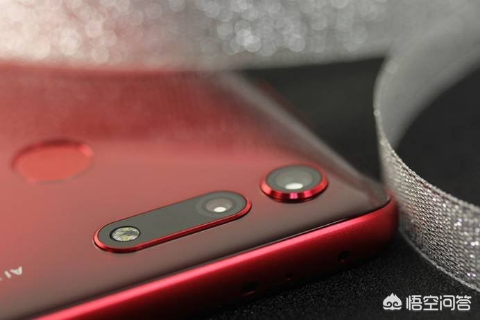 雷军一个月掉粉29万,荣耀V20的表现到底如何? 雷军一个月掉粉29万,荣耀V20的表现到底如何?