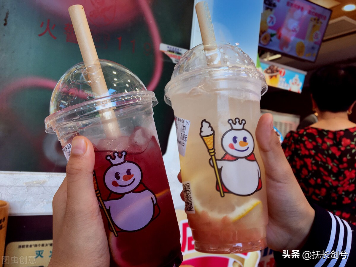 蜜雪冰城啤酒5.9元,不是说蜜雪冰城很贵吗？