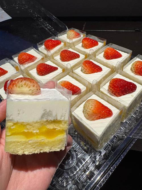 山姆蛋糕吃出一颗牙,山姆超市的蛋糕为什么这么便宜?